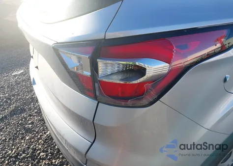 2017 Ford Escape S z USA, uszkodzony, nr VIN 1FMCU0F72HUD72333